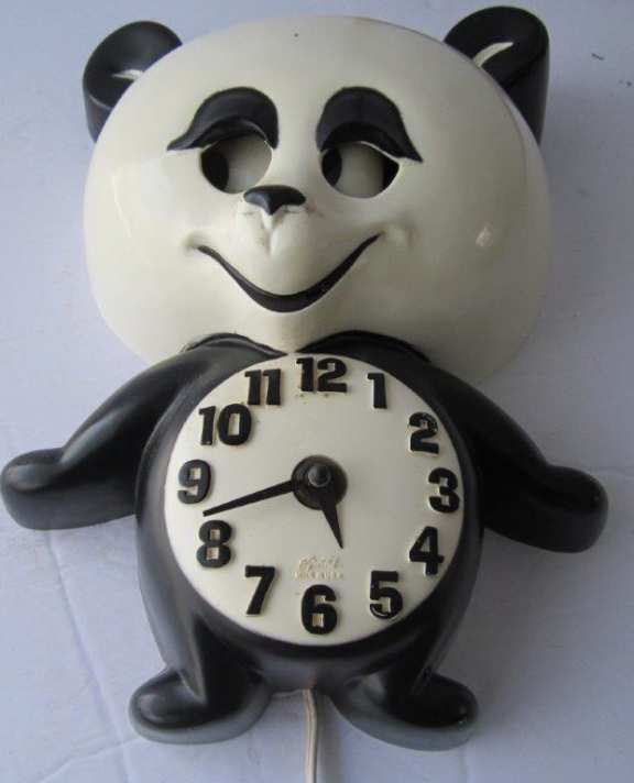 Spartus Animated Bear Clock