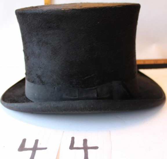 Top Hat with Case