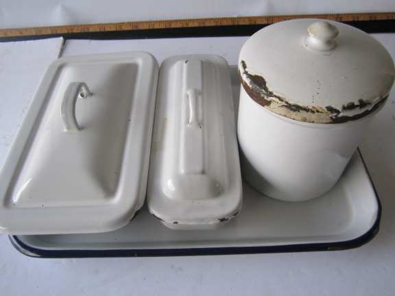 Doctor's office porcelain instrument tray & 3 containers