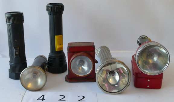 Lot of Six battery flashlights