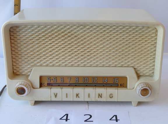 Viking Tube Radio made by the T Eaton Co.