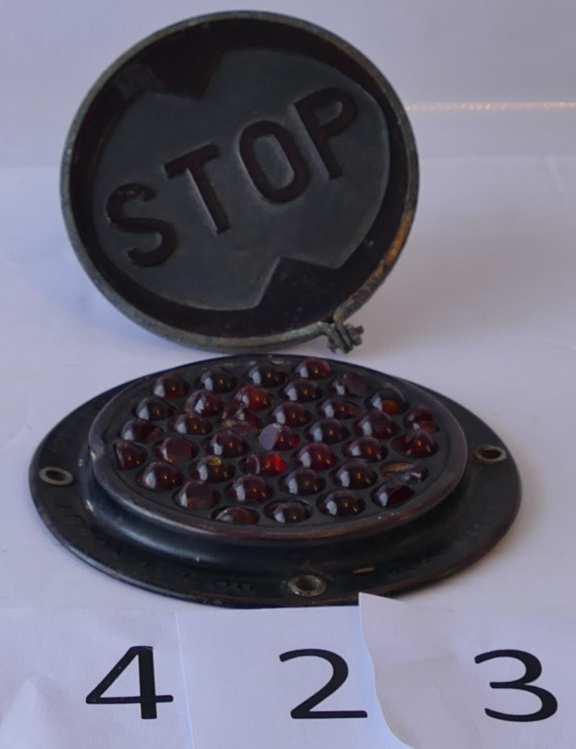 Vintage Automobile Stop Light (red)